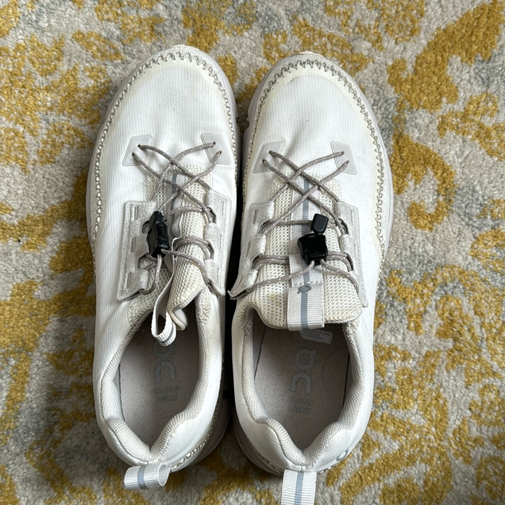 On women’s cloudtec